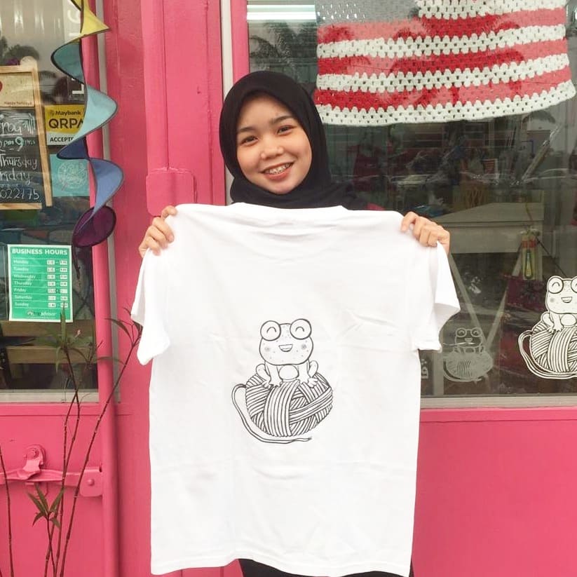 Pinkyfrogshop Comfy Tshirt.